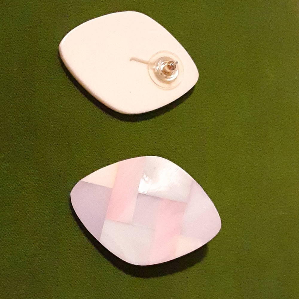 Earring vintage